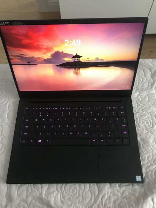 Vand laptop razer