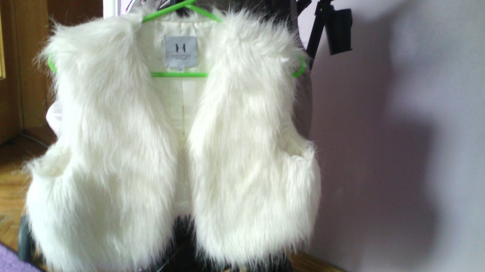 Елек Halston heritage vest