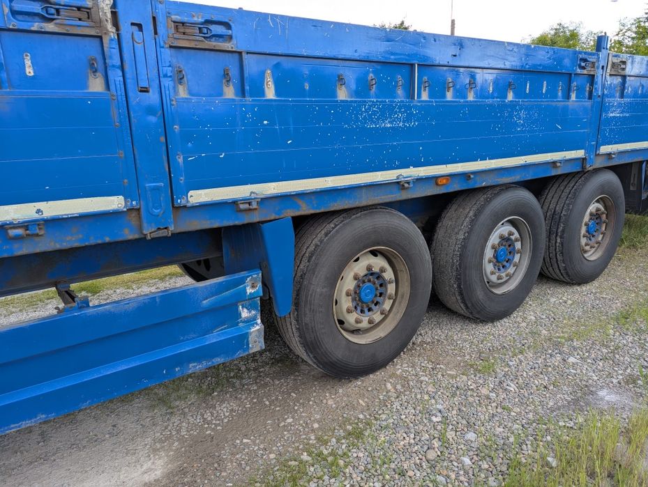 Semiremorca obloane Krone