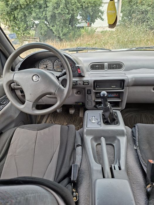 Продава се Нисан Серена