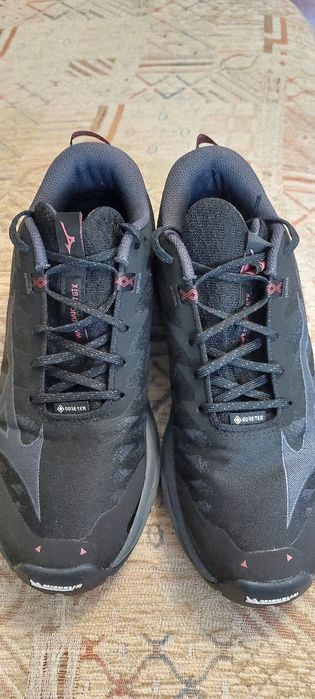 Mizuno Trail маратонки