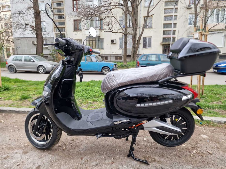 ПРОМОЦИЯ.Електрически скутер   ВЕСПА-стил 3000 вата