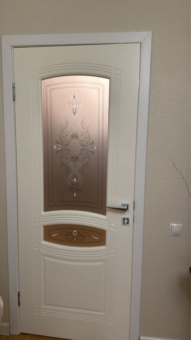 Продам двери межкомнатные