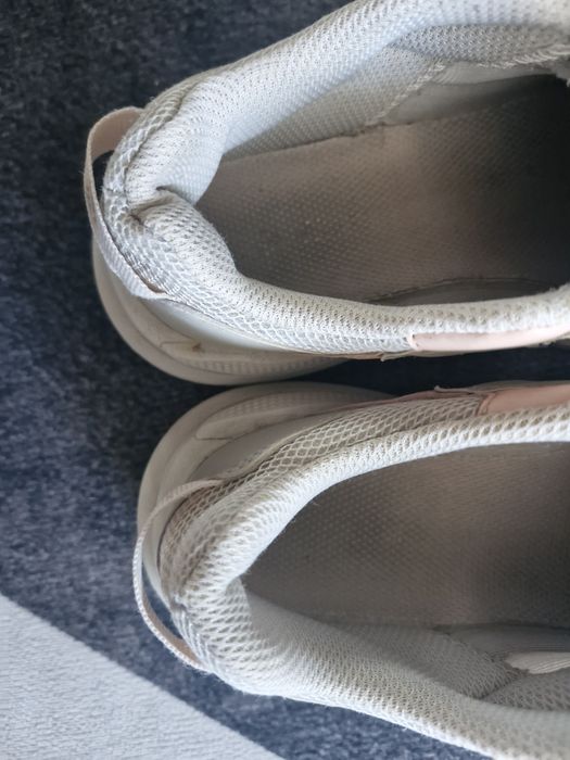 Продам кроссовки детские, 35 размер