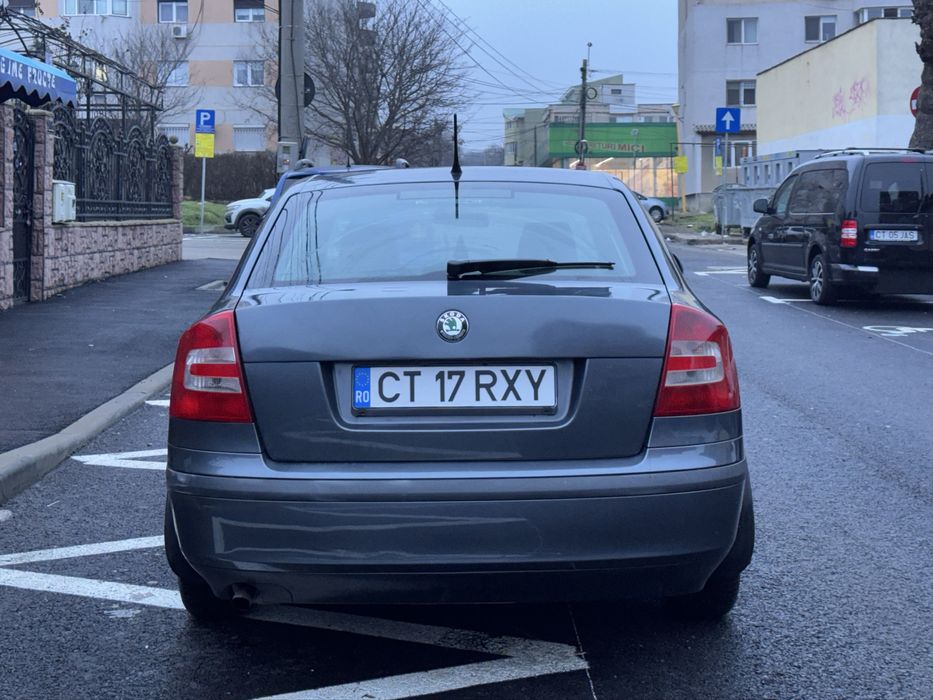 - Skoda Octavia 2 Elegance [ 2011 ] 1.6 Benzina , Stare Excelenta .