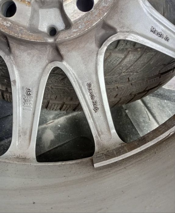 Зимни гуми с лети джанти за Mercedes 215/55/17