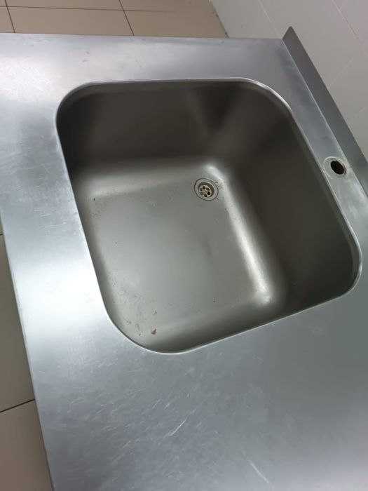 Металическая раковина