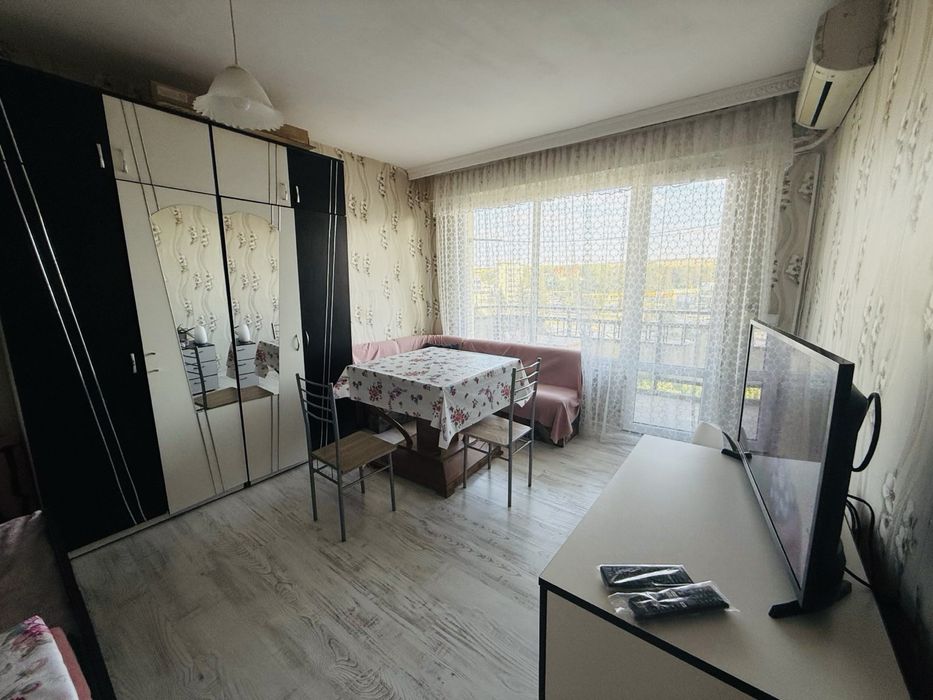 Продава се Двустаен апартамент в Разград, Абритус - 49 кв.м за 1145 €/кв.м - Снимка #2