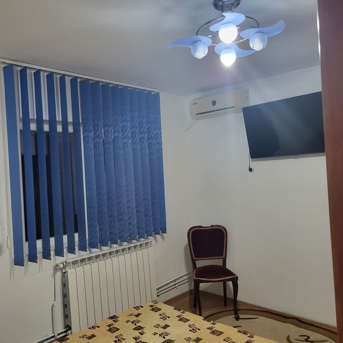 Închiriez apartament cu 2 camere.Sector 5