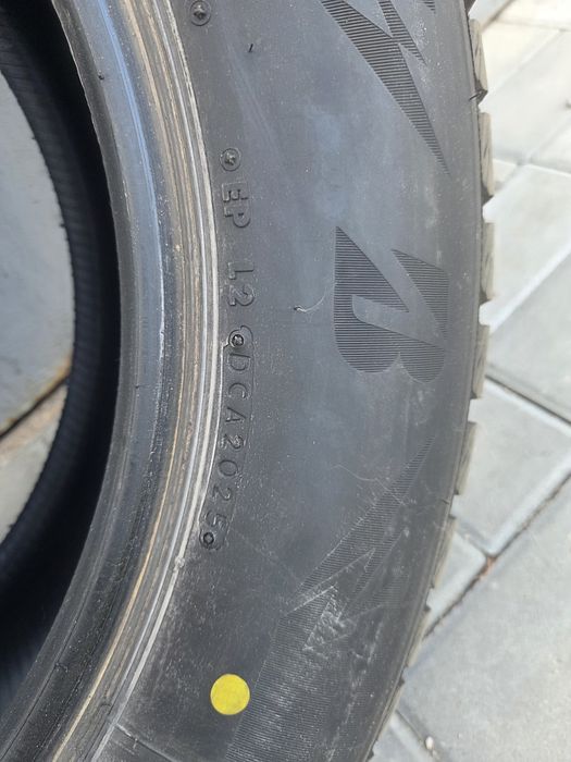 Комплект резины  Bridgestone R18
