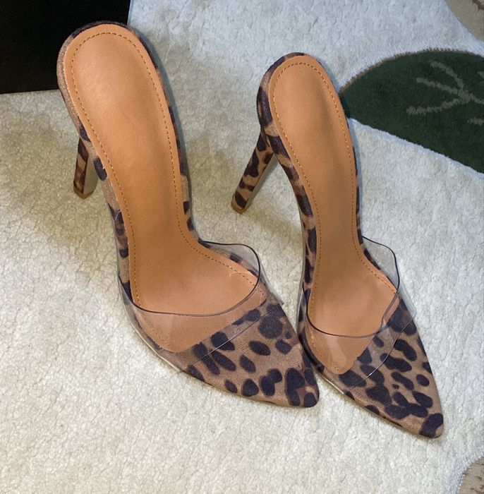 Туфли, каблуки женские