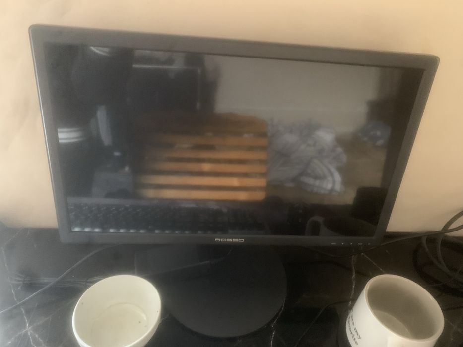 Led Monitor Rosso 19HDMI 75HZ FULL HD