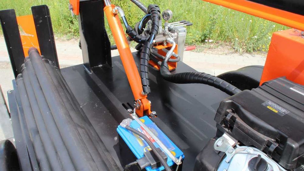 Нова Професионална Сондажна машина Car-120EC до 120 метра от Европа