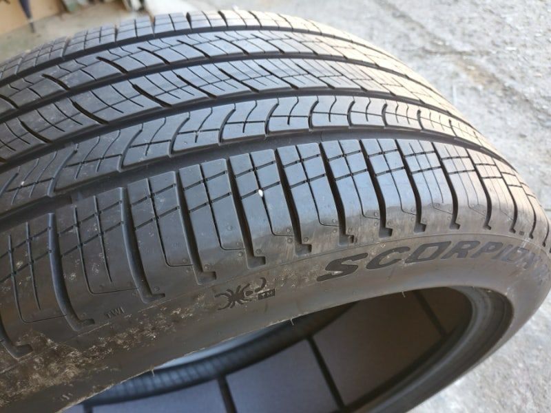 Pirelli Scorpion MS 245/45/R21