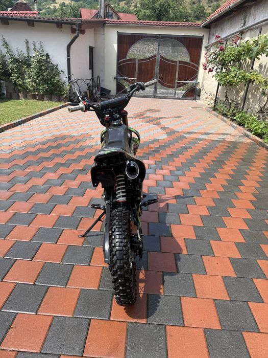 Motocicleta KXD 125cc