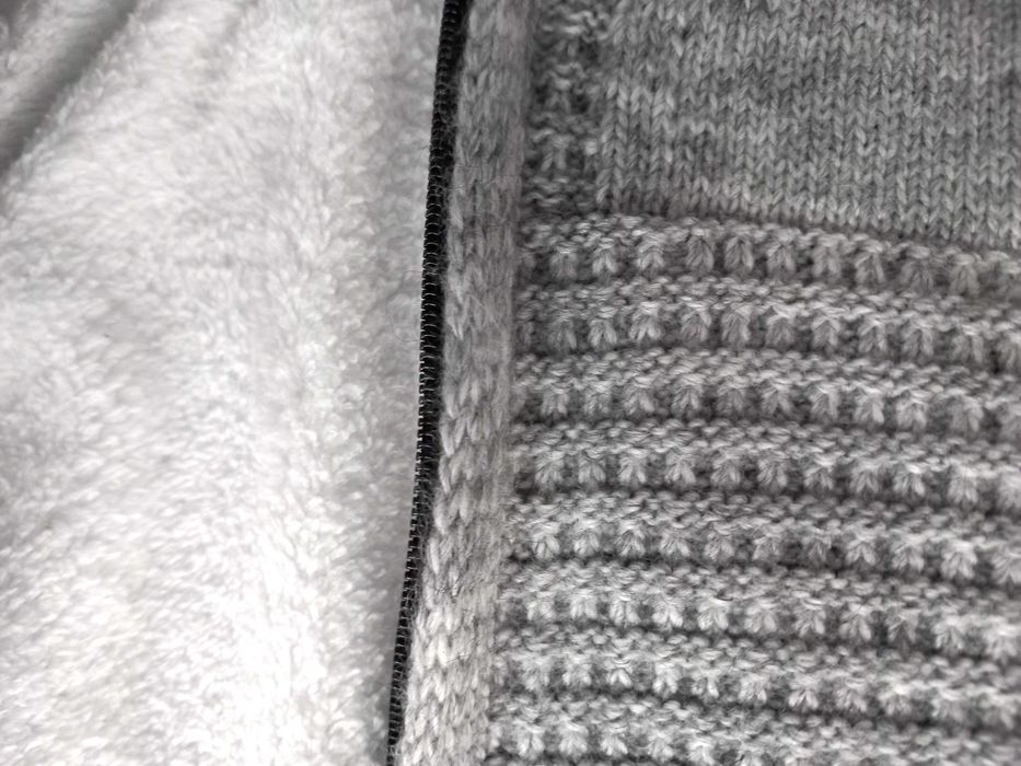 Нова мекичка и много топла плетена жилетка с качулка, размер 134–140