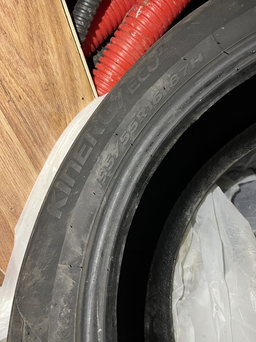 продам коммлект шины лето