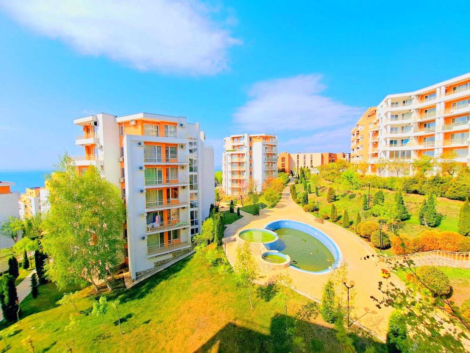 Продава се Двустаен апартамент в Свети Влас - 75 кв.м за 891 €/кв.м - Снимка #1