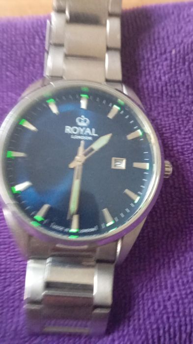 Прадам часы кварц