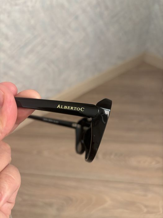 Очки солнечные новые