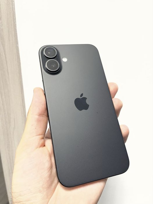 Vand iphone 16 plus impecabil