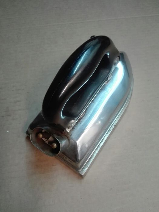 Продавам ЮТИИ -разни