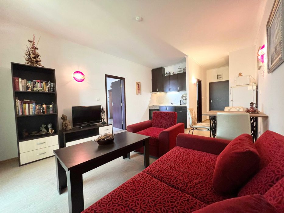 Продава се Двустаен апартамент в к.к. Слънчев бряг - 83 кв.м за 1073 €/кв.м - Снимка #1