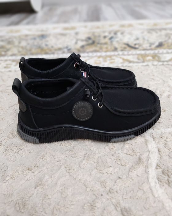 Обувь новая на мальчика