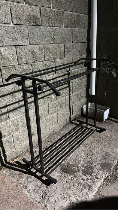 Вешалка напольная для одежды