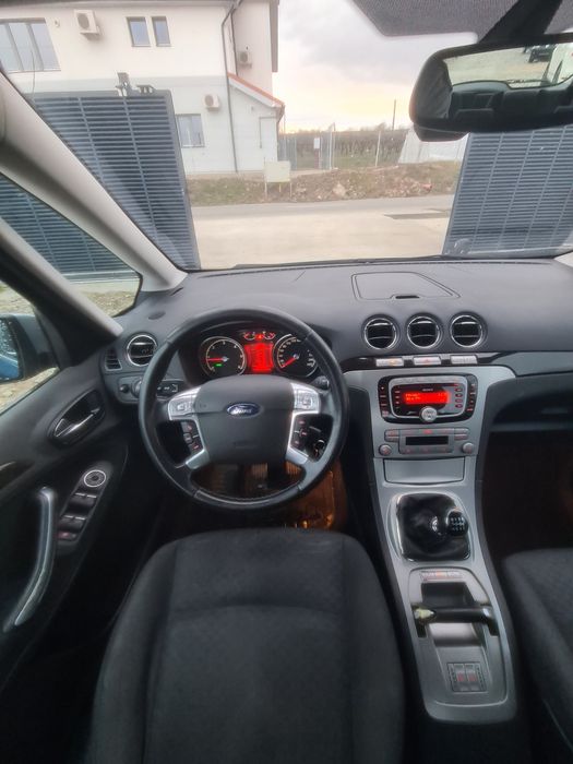 Ford Galaxy Ghia 7 locuri(sharan ,alhambra)