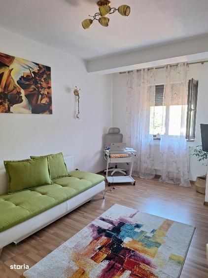 Apartament 2 camere de vanzareCrangasi, centrala proprie — fotografia 1