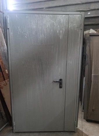 Дверь техническая