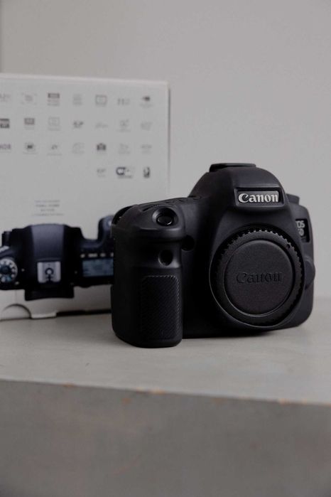 Полнокадровый Canon EOS 6D Mark I (Body)