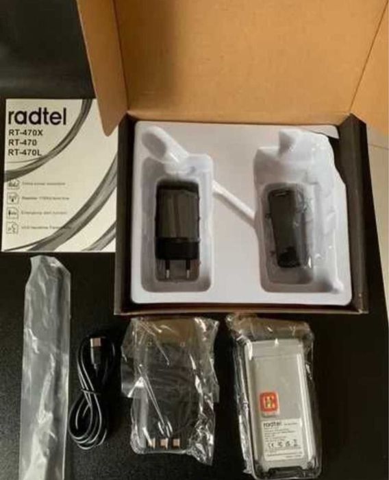Statie radio emisie portabila Radtel 470x