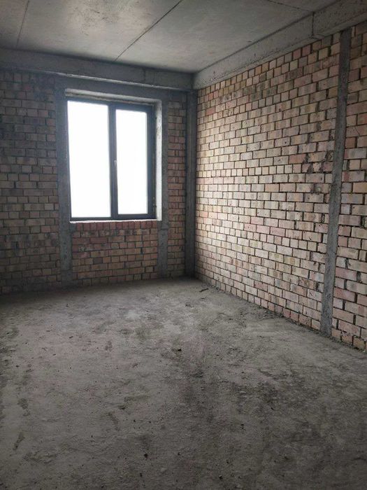 Срочно...Сергели индекс бозори оркасида греен хоусе 1 хона 5-этаж