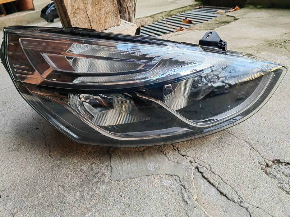 Фар Renault Clio десен/Фар Рено Клио  /Фар Clio Оригинален