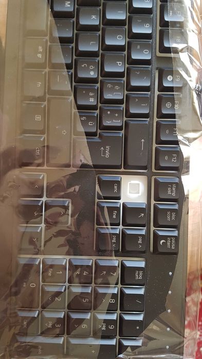 Геймърска клавиатура Razer Ornata V3 X