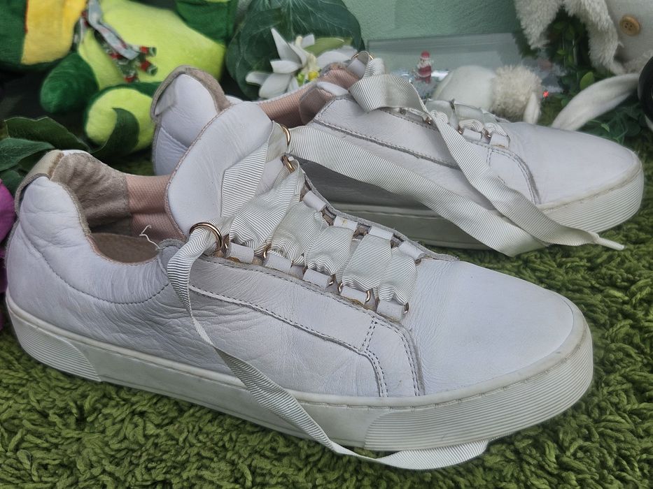 Hallhuber бели кецове от кожа N39