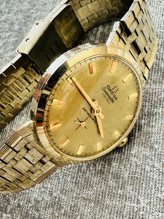 Часовник Omega рьчен в добро сьстояние антика