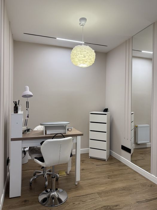 Рабочее место для мастера маникюра