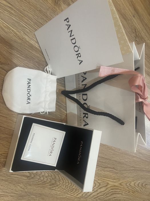 Подарочный набор PANDORA