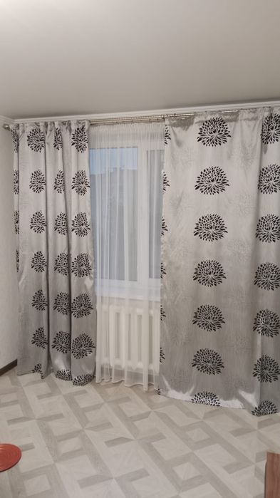 Продам шторы двухсторонние