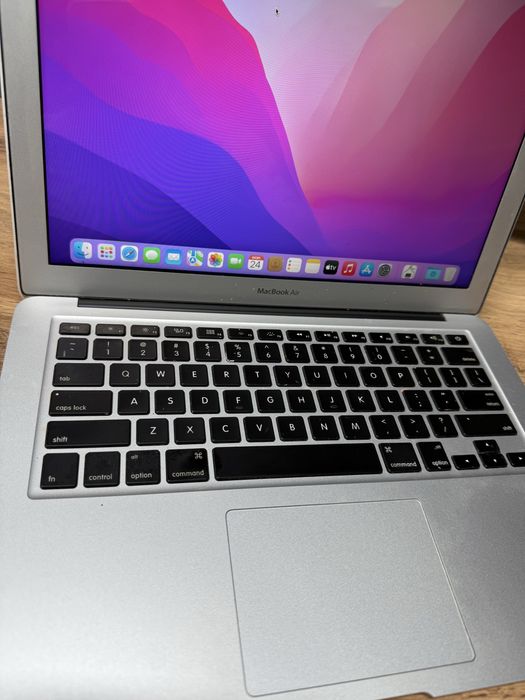 MacBook Air 2017 гтд core i5 , озу 8