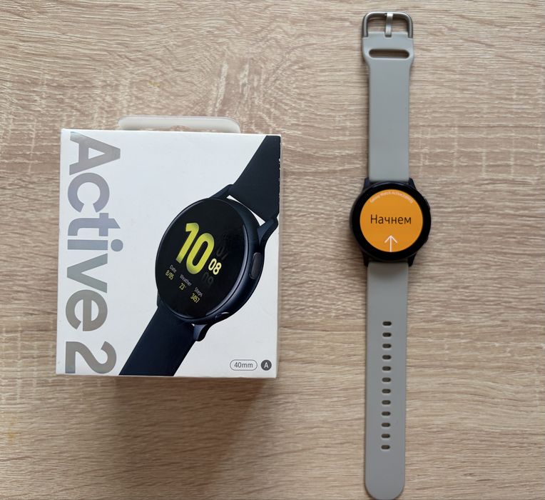 Смарт-часы Samsung Galaxy Watch Active 2