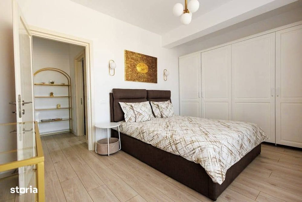Se închiriază apartament 3camere bloc nou loc parcare curte interioara