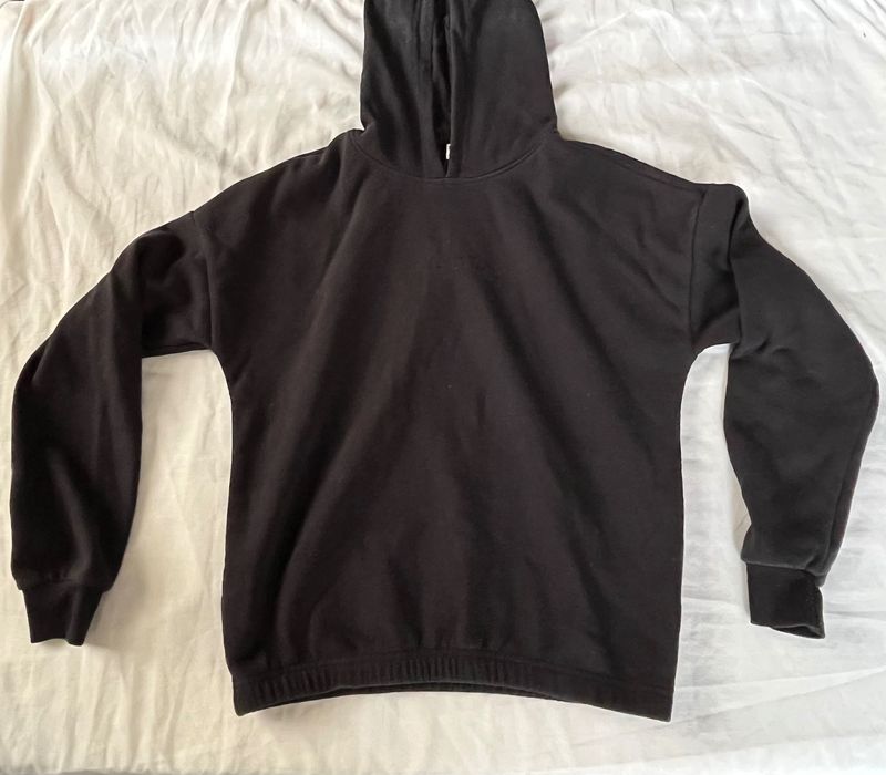 Дамски горнища Zara H&M