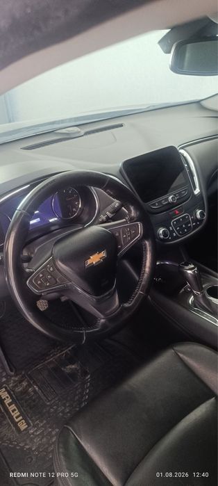Malibu 2turbo. sotiladi.
