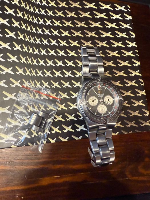 Breitling Hercules A39363 оригинален кутии и документи в топ състояние