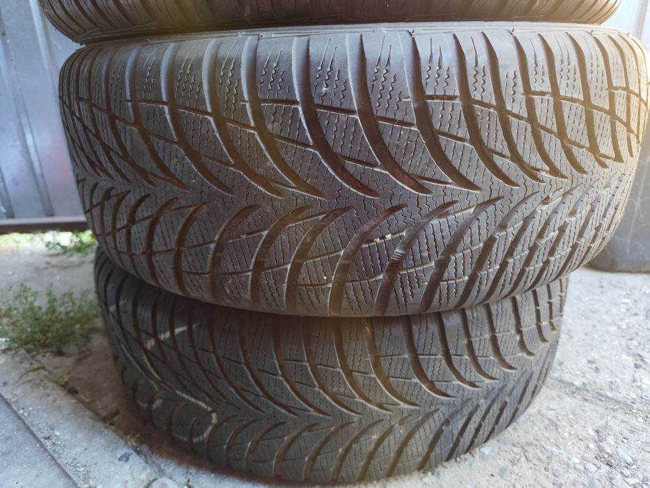Anvelope 205 55 r16 iarna Goodyear