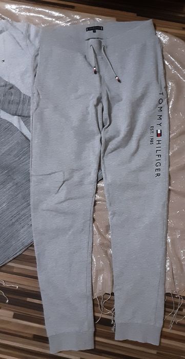 (Р.164) TOMMY HILFIGER детски екип 3 части